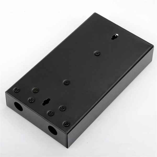 What is the maximum number of ports on a server rack network patch panel